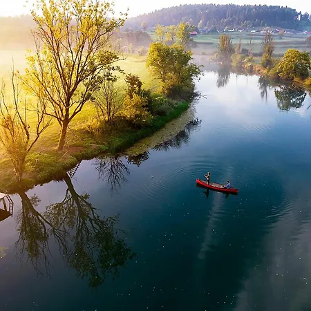 Riverview * Straza